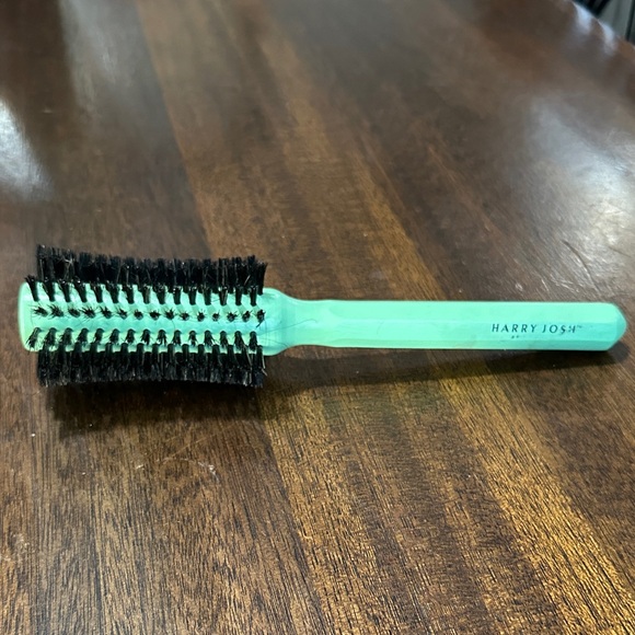 Harry Josh Pro Tools Mint Green Hair Round Brush 2 in. Boar & Nylon Bristle - Picture 1 of 4